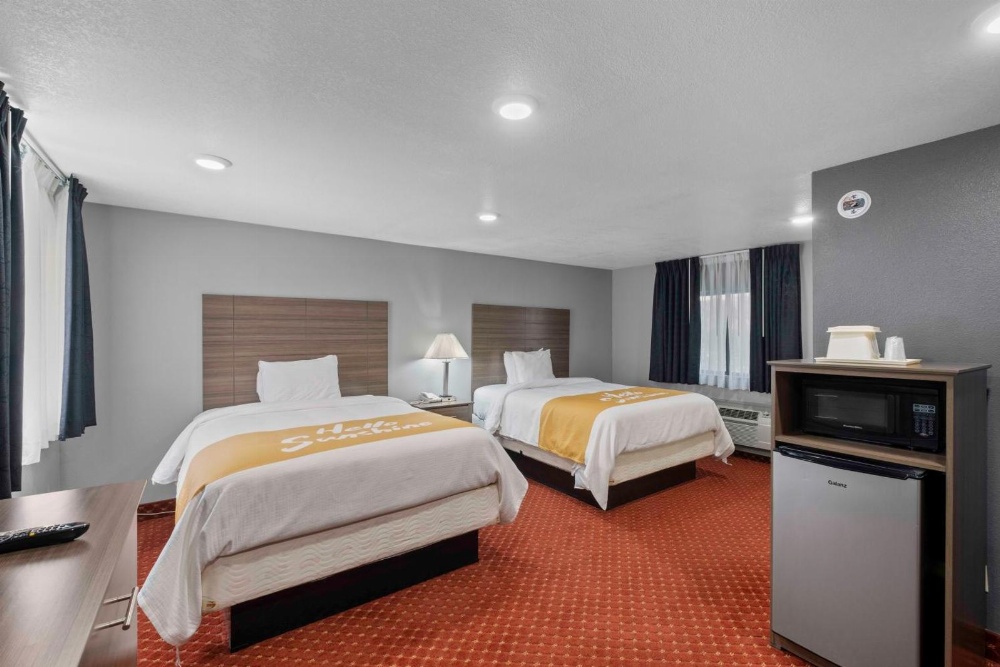 Queen Room with Two Queen Beds